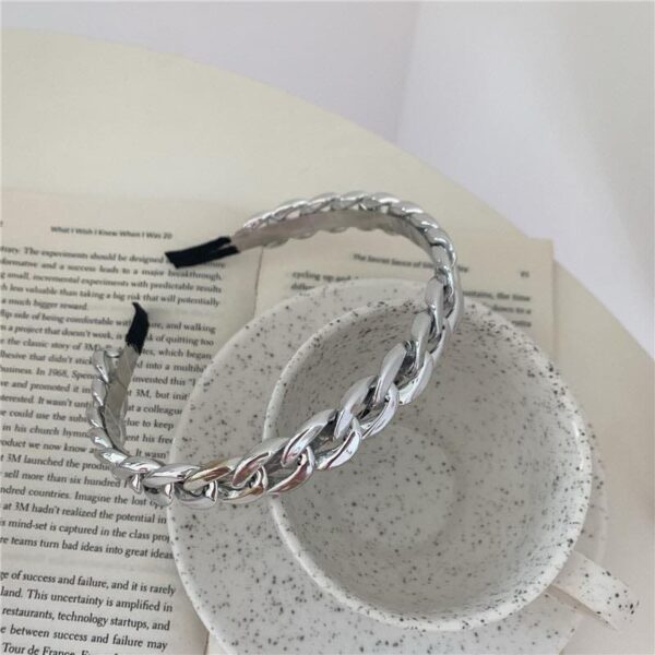 Acrylic Chain Hairband - Image 6